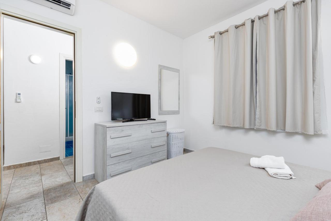 Casa Vacanze Lo Squalo Olbia Dış mekan fotoğraf